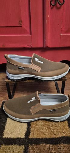 Nwot canemon mens cna - 14,